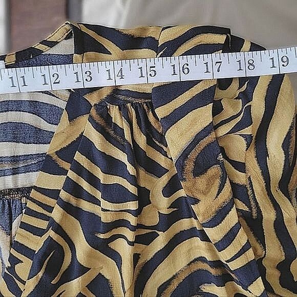 Morgan De Toi watercolour tiger print button up blouse - Picture 12 of 15